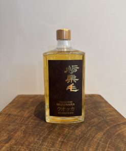 柳田酒造  栃栗毛 MIZUNARA ウォッカ 720ml